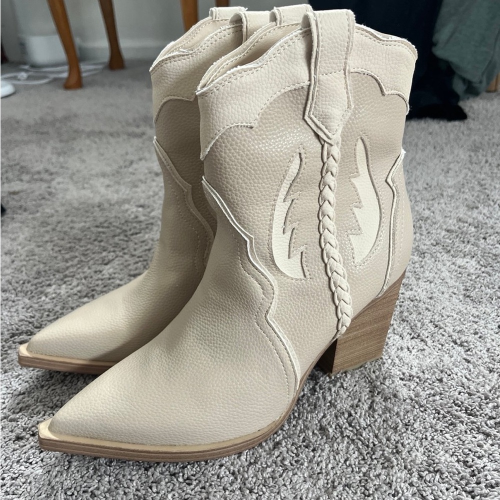 Women's Cream Western Ankle Boots